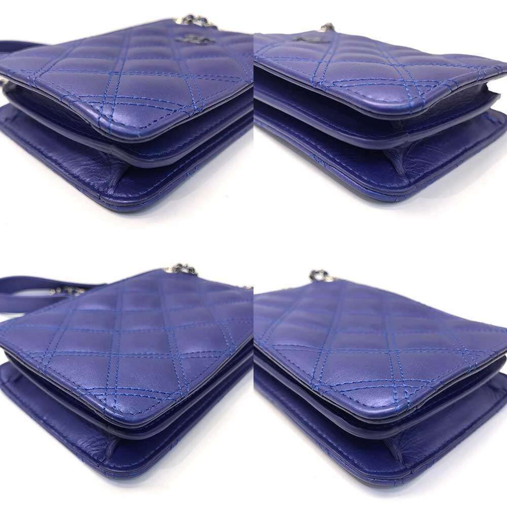 CHANEL Blue Lambskin Leather Shoulder Bag - Picture 4 of 7